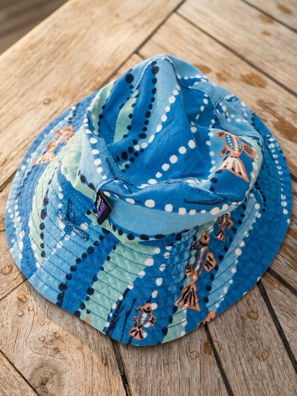 Patagonia NWOT Baby Sun Bucket Hat, Size 3M kids Children’s Cap Designer Fish